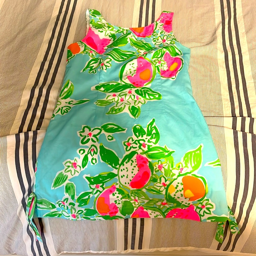 Girls Lilly Pulitzer dress. Size 8. Great condition